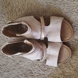 Super cute girl sandals